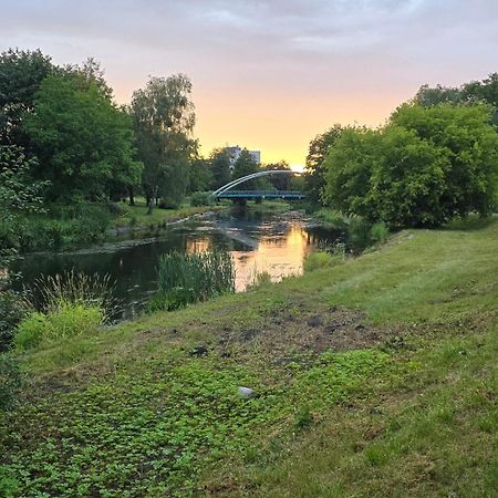 4 Pokoje, Oddzielne Biuro Do Pracy, Kominek, Klimatyzacja, Idealne Dla Rodzin Z Dziecmi, Przy Parku Na Wyspie Pila Luaran gambar